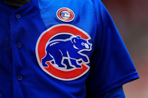 Former Chicago Cubs prospect sought by police in Dominican Republic in connection with a shooting death
